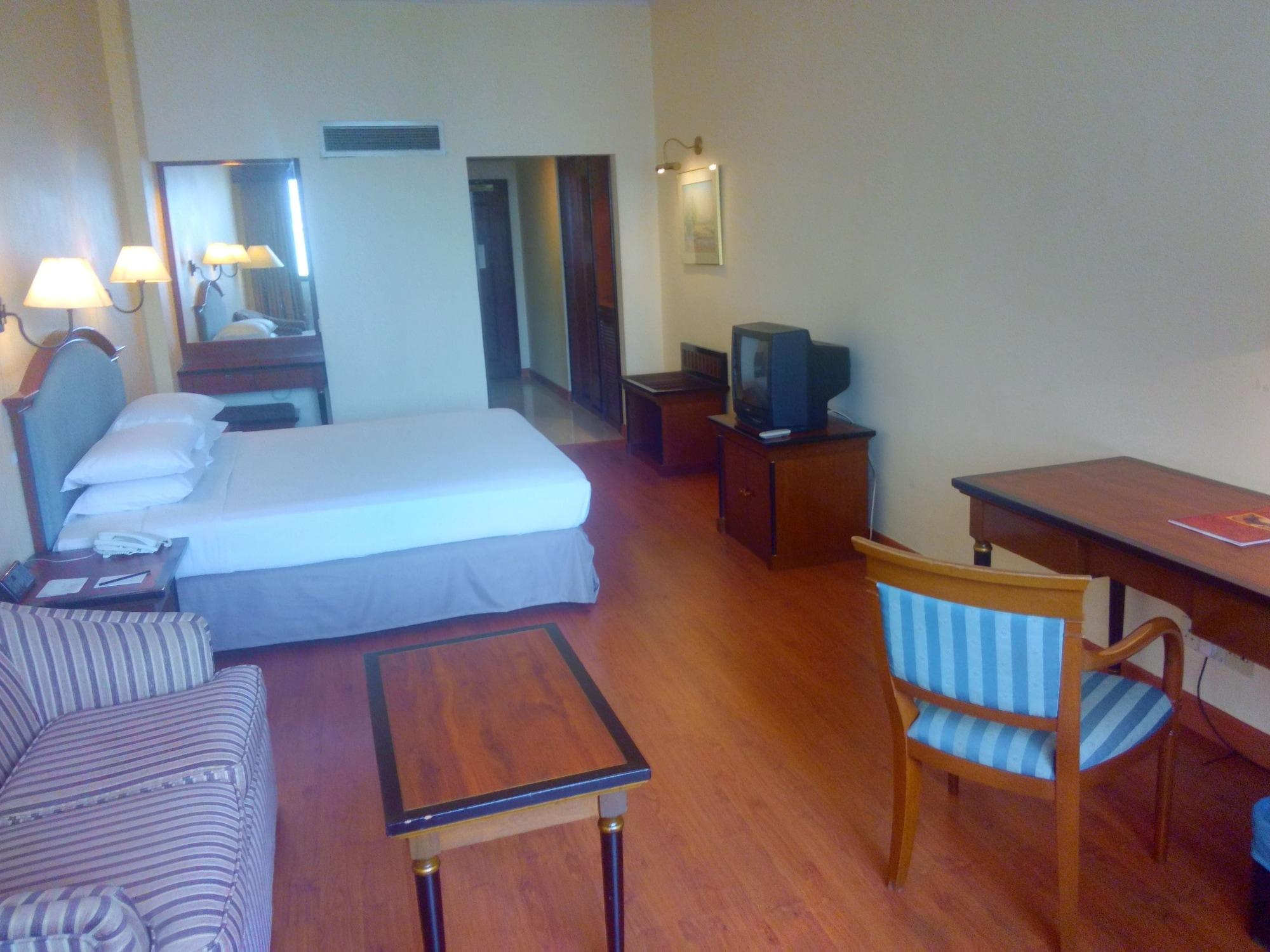 Dynasty Hotel Kuala Lumpur Exteriör bild